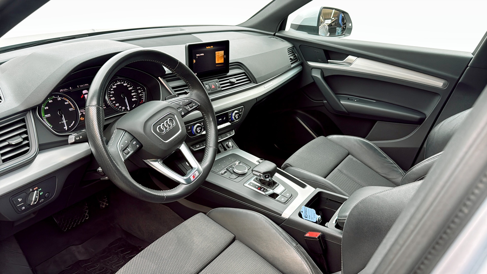 Audi Q5 Sportback TFSI e MXP00T
