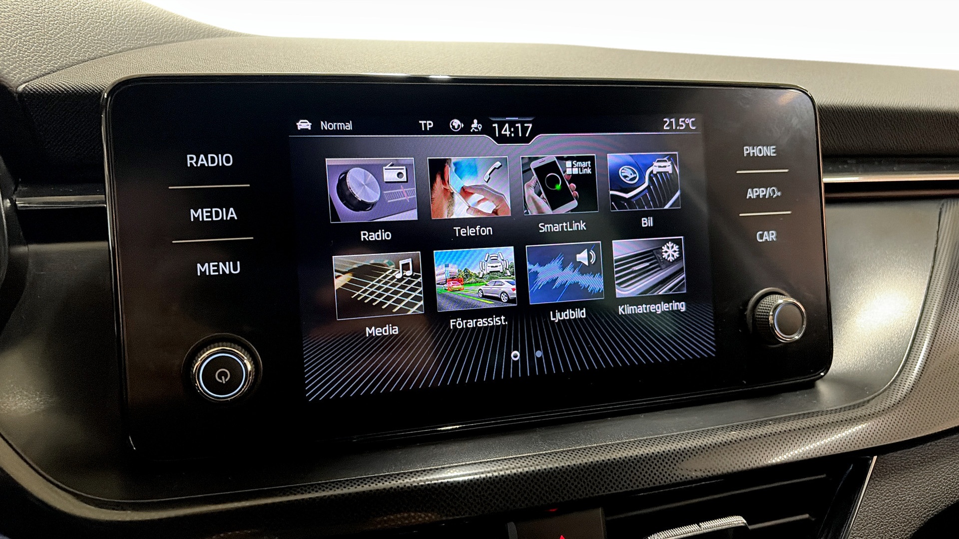Skoda Scala MXT10A