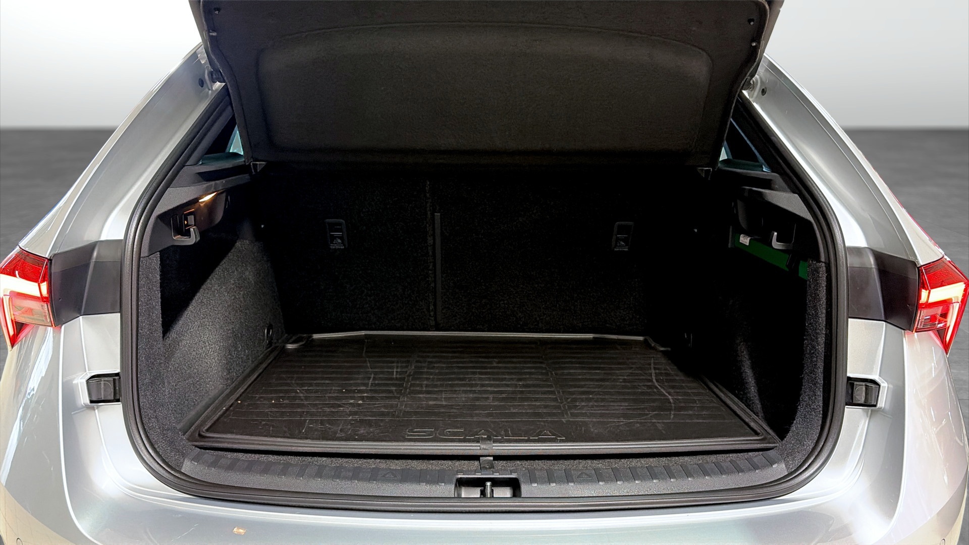 Skoda Scala MXT10A