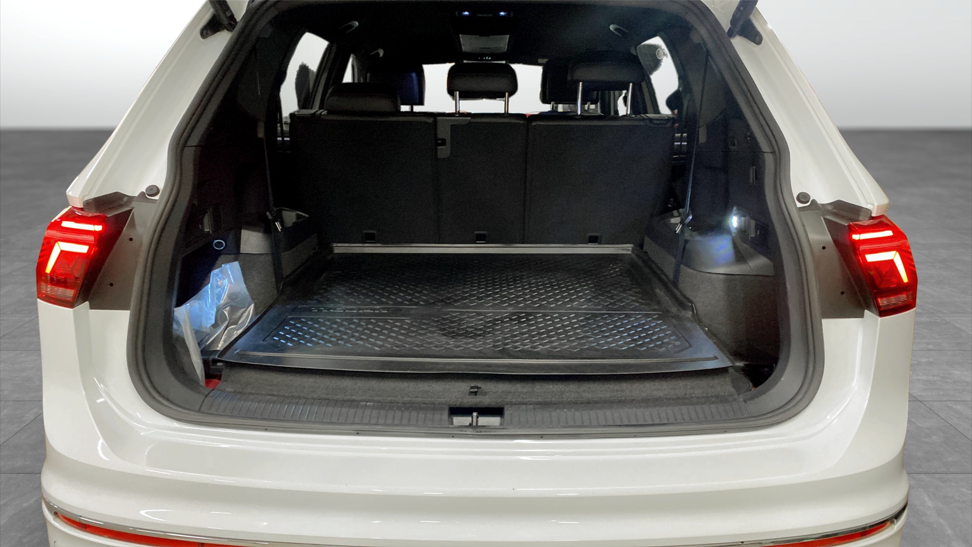 Volkswagen Tiguan Allspace MYE01G