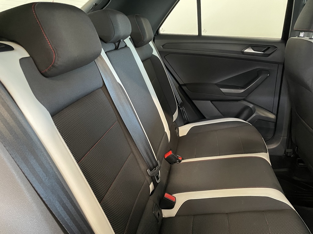 Volkswagen T-Roc MYE750