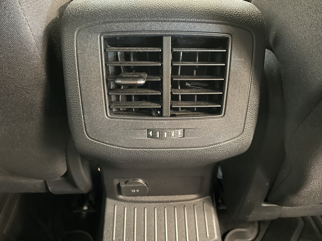 Volkswagen T-Roc MYE750