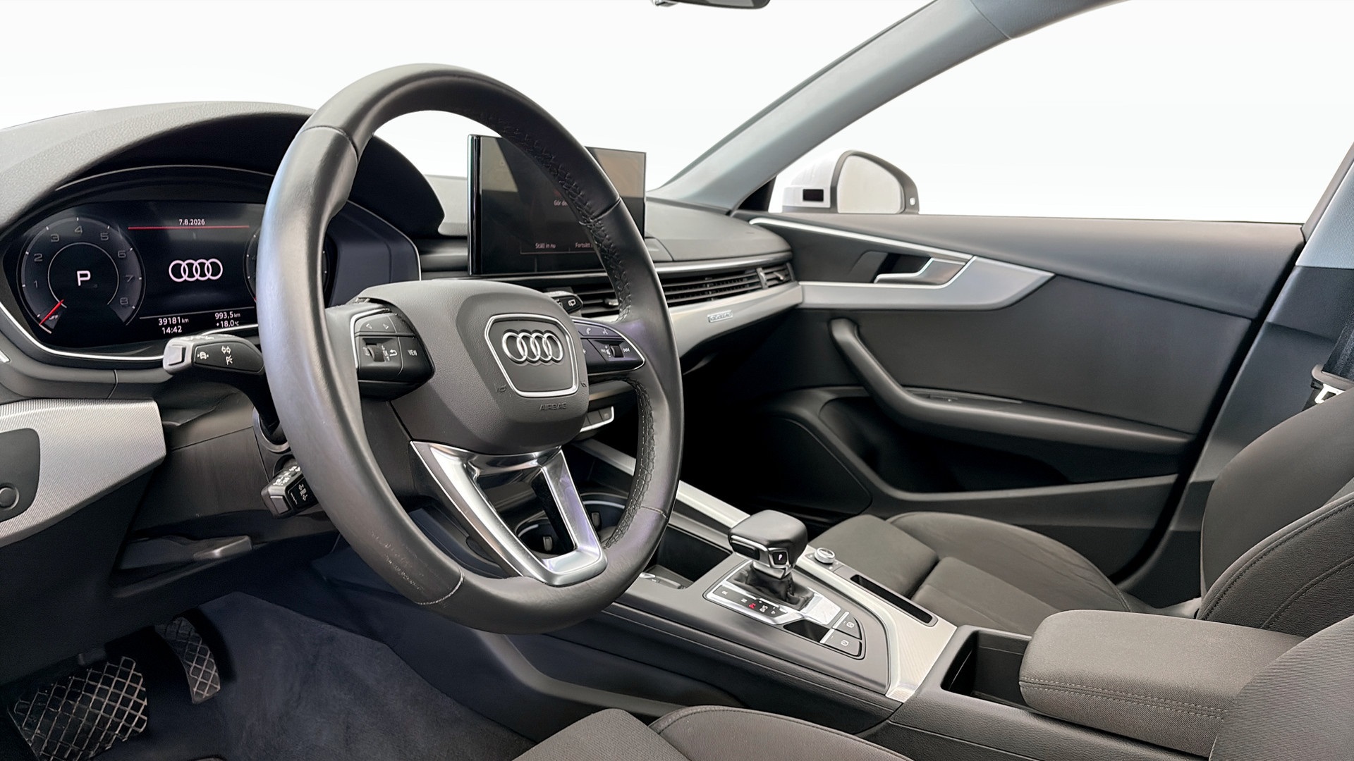 Audi A4 Avant MYJ04F
