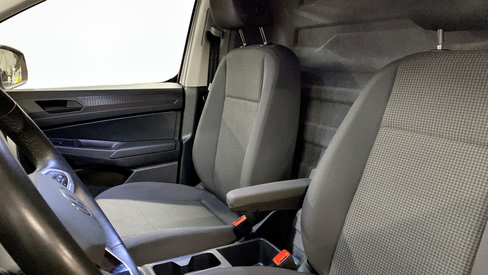 Volkswagen Caddy MYJ07W