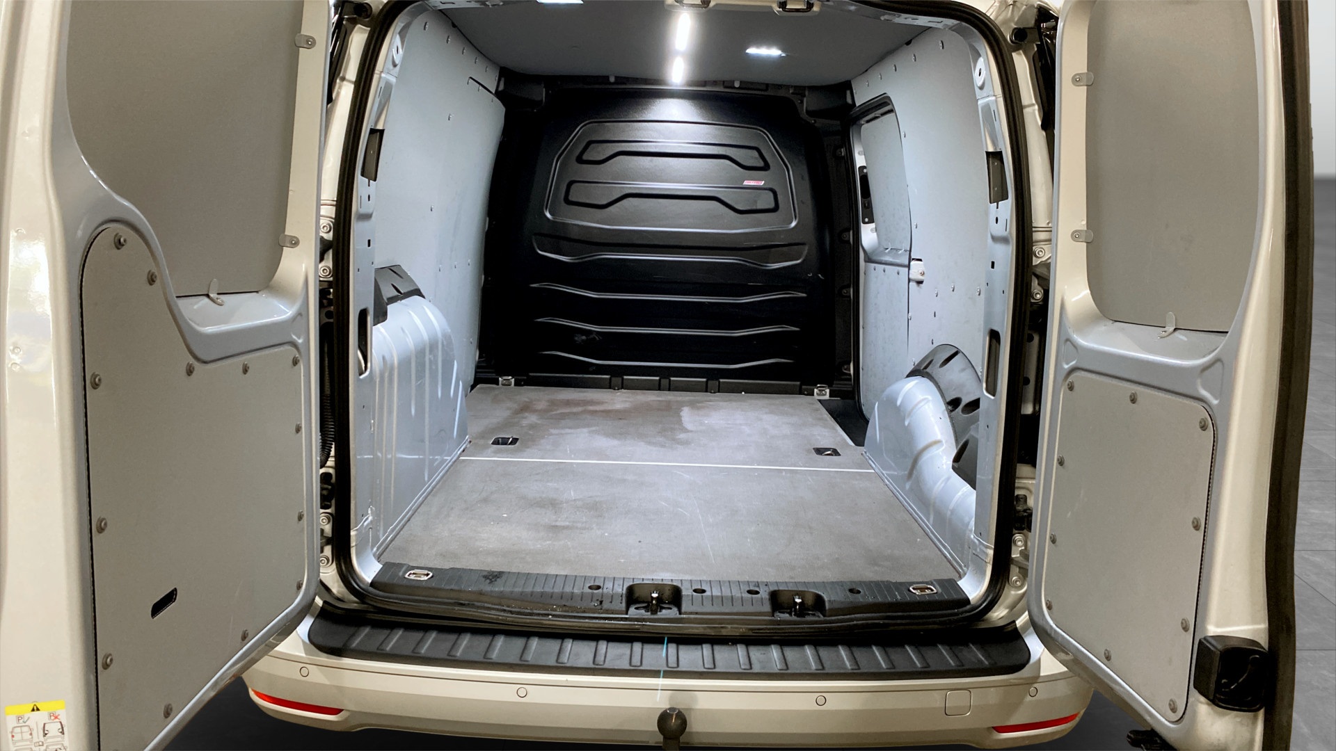 Volkswagen Caddy MYJ07W