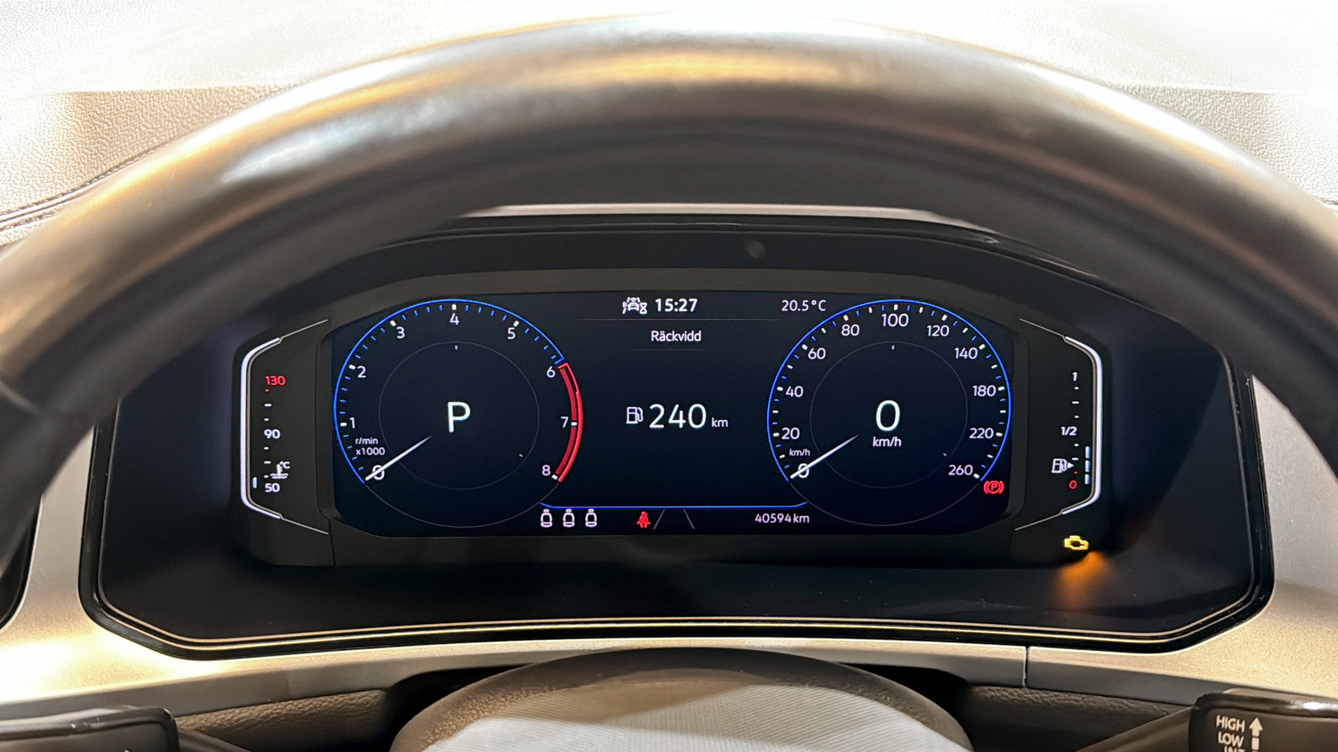 Volkswagen T-Roc MYR92A