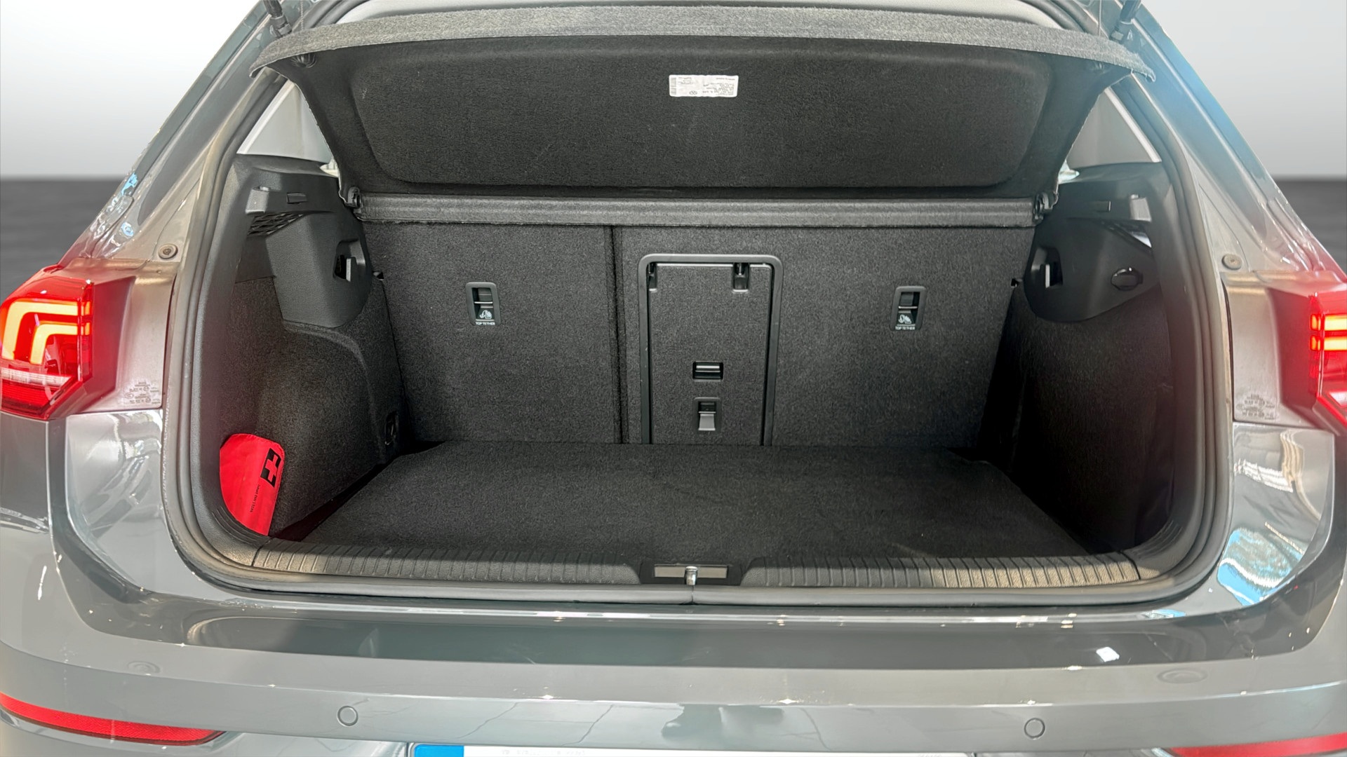 Volkswagen Golf MZD11K