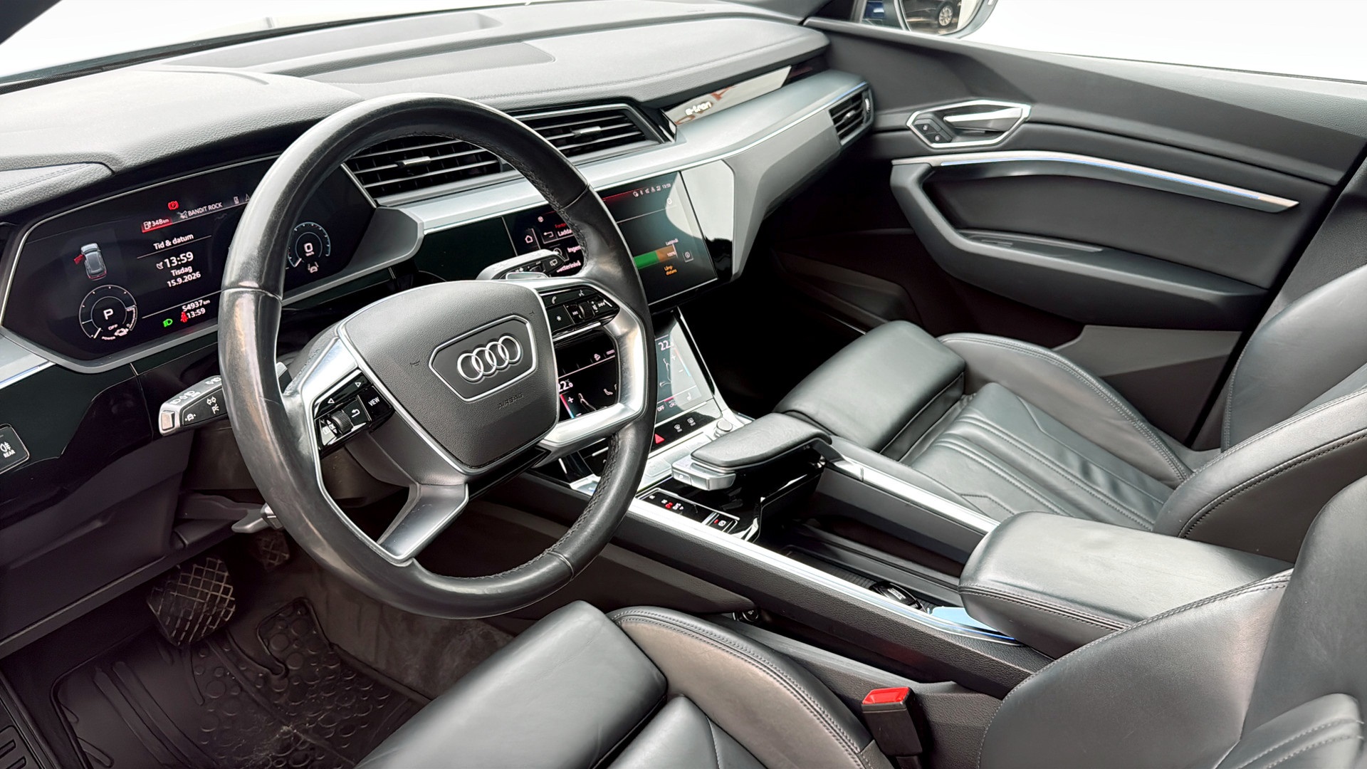 Audi e-tron MZJ41Z