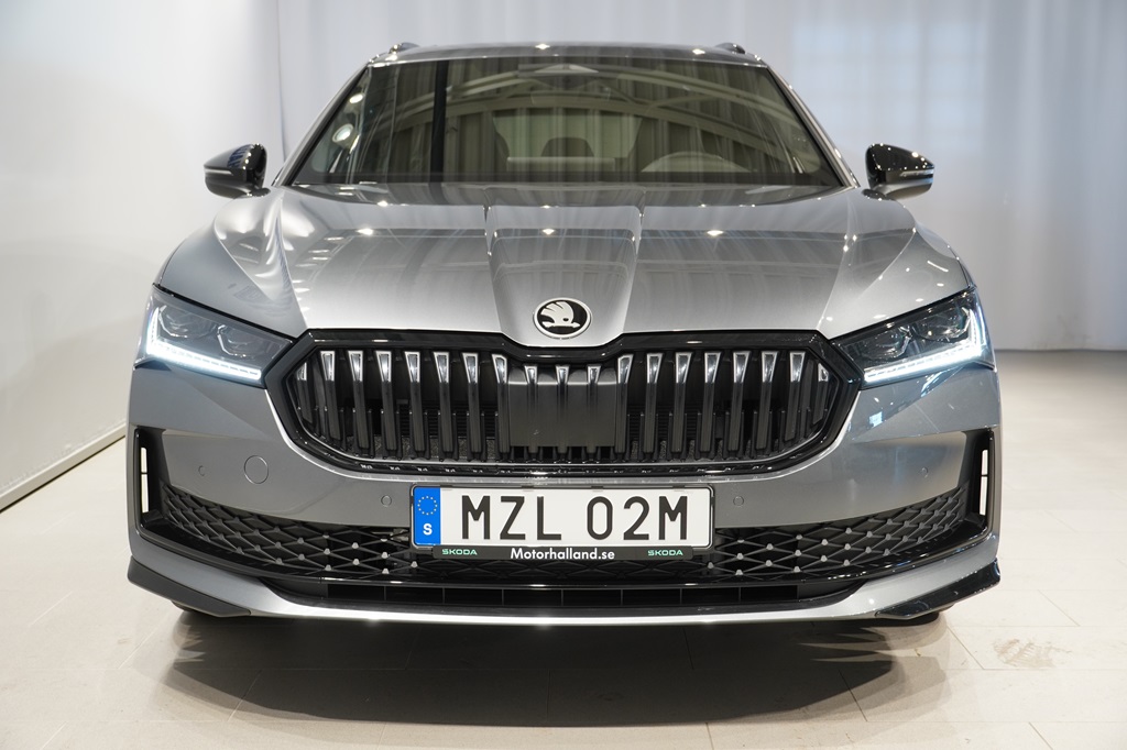 Skoda Superb MZL02M