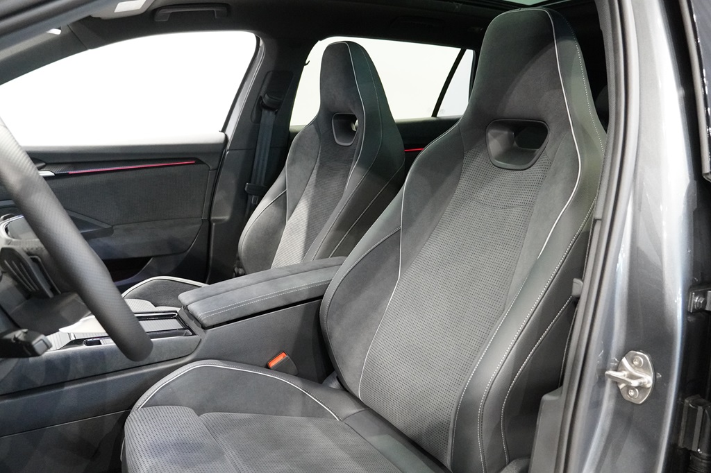 Skoda Superb MZL02M