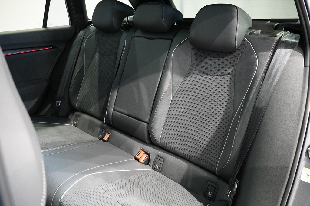 Skoda Superb MZL02M