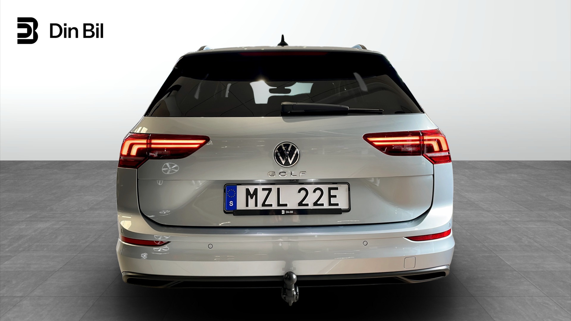 Volkswagen Golf MZL22E