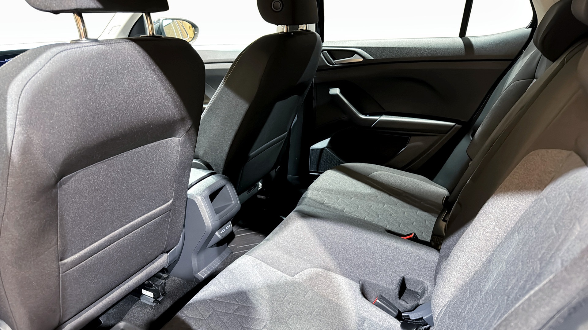 Volkswagen T-Cross NAE97E