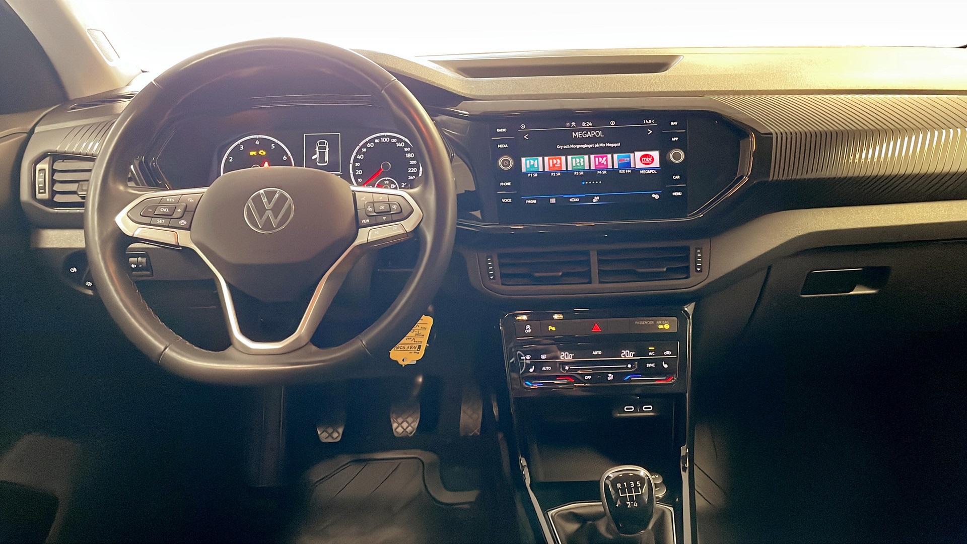 Volkswagen T-Cross NBF53B