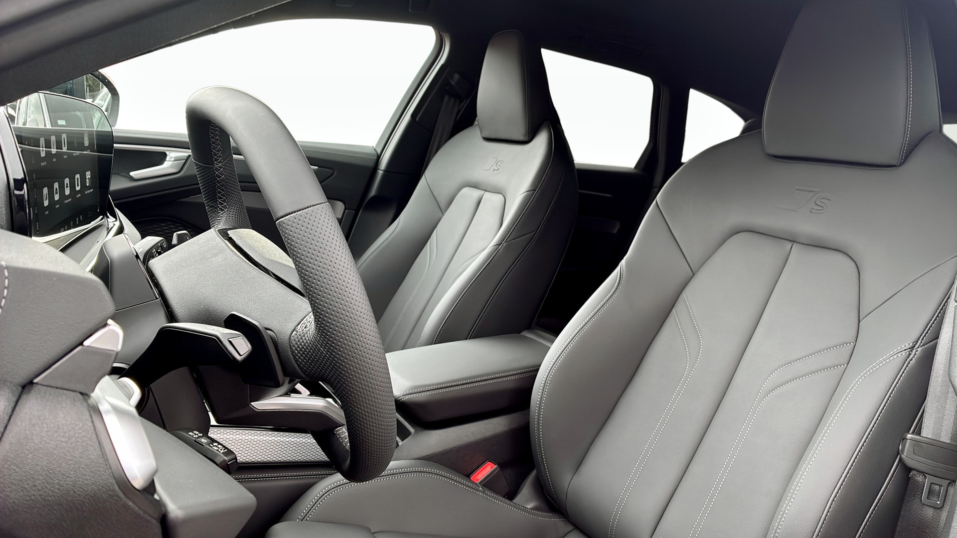Audi A6 Avant NBL15W