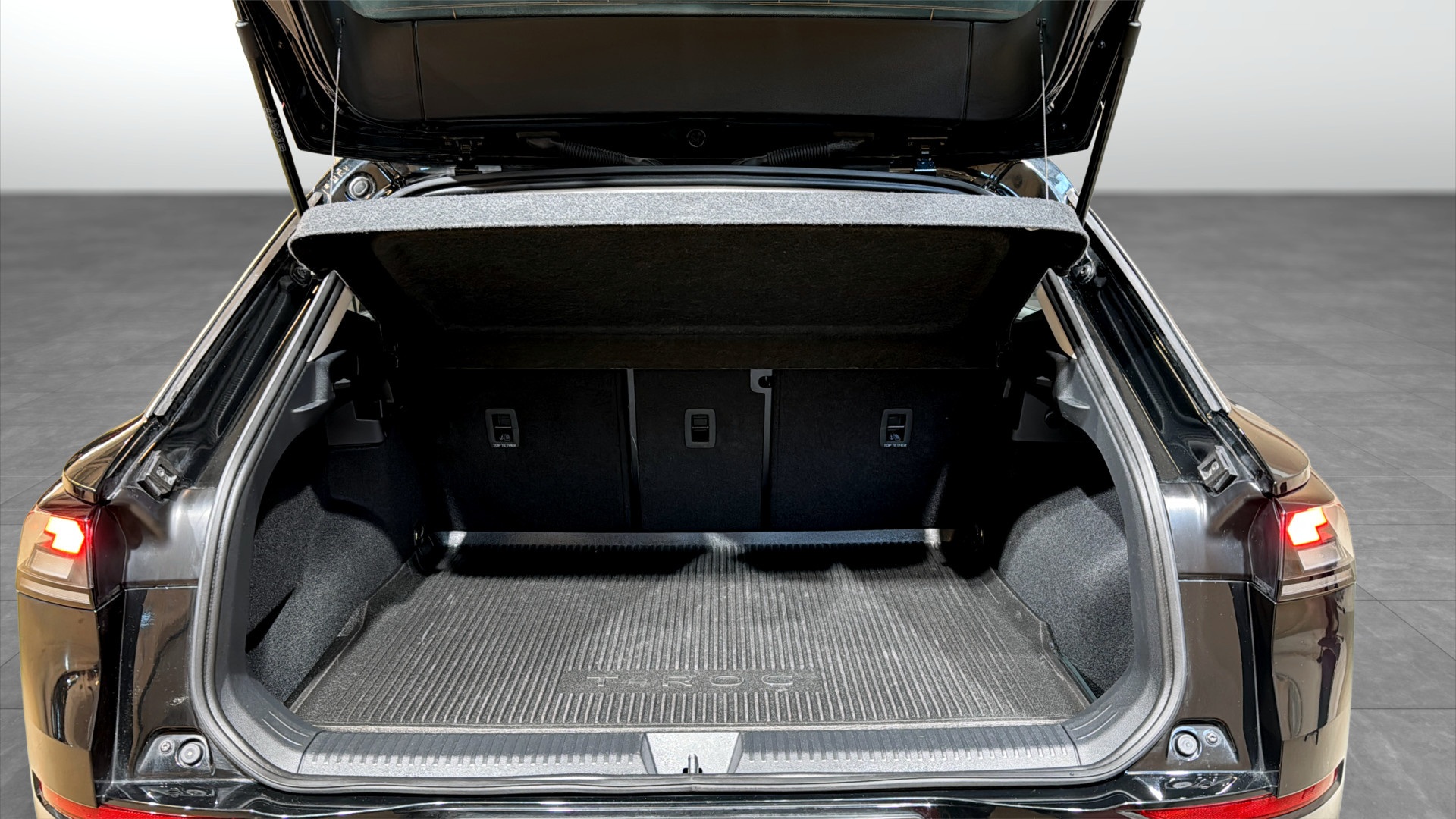 Volkswagen T-Roc NCF34B