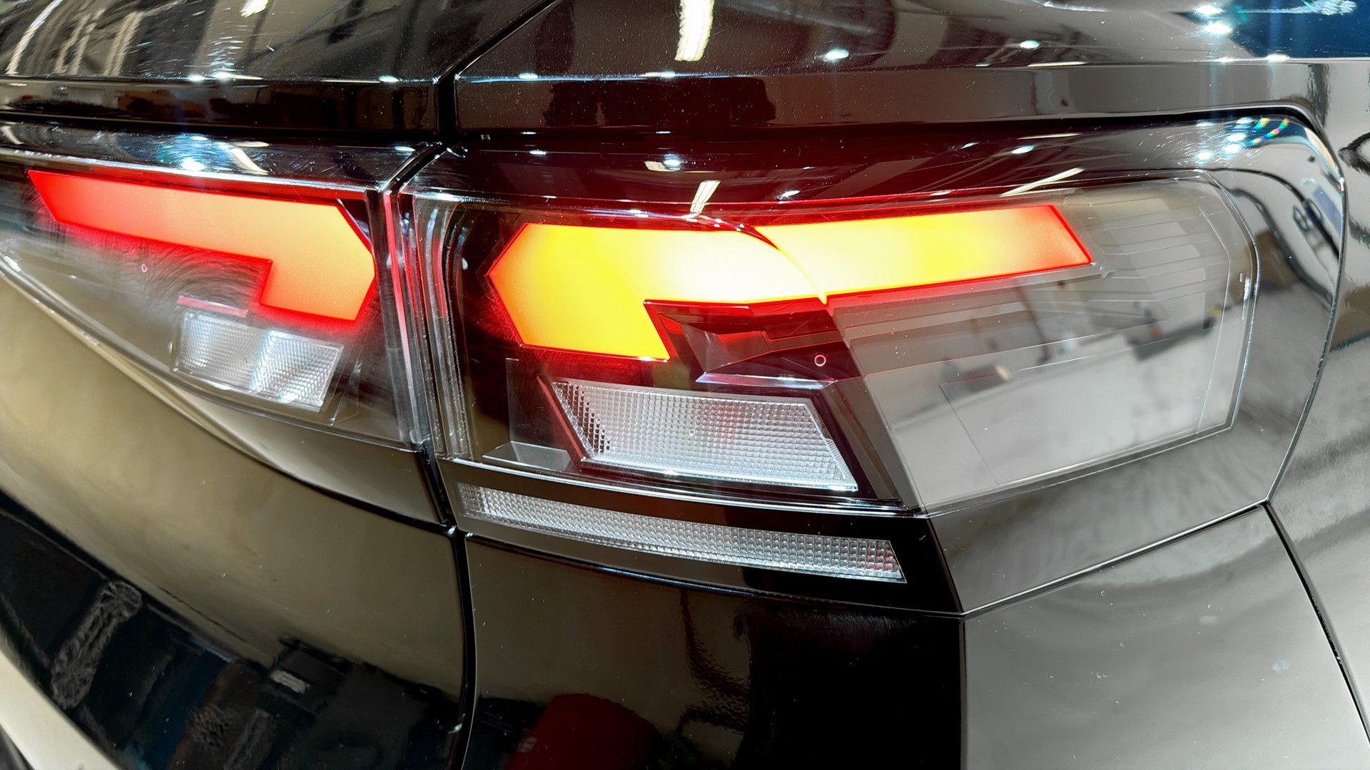 Volkswagen T-Roc NCF34B