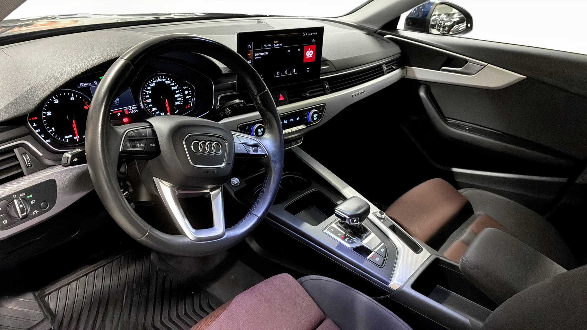 Audi A4 allroad quattro NCU32F