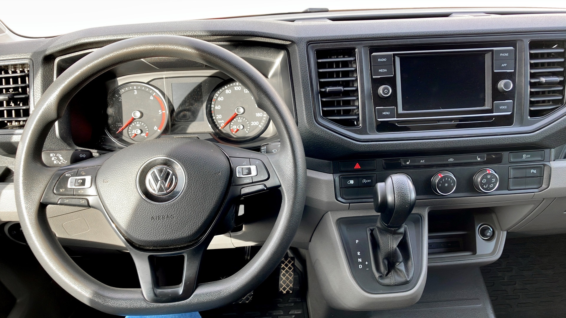 Volkswagen Crafter Skåp kort hjulbas NDL14E