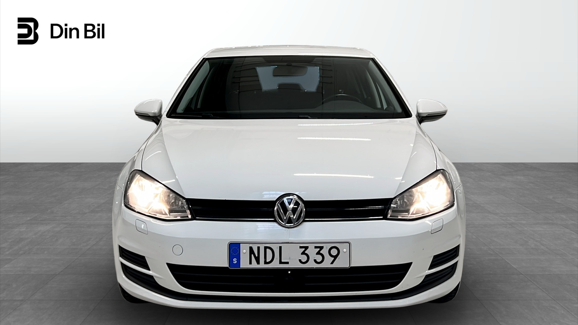 Volkswagen Golf NDL339