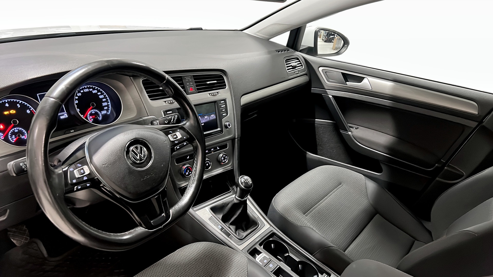 Volkswagen Golf NDL339