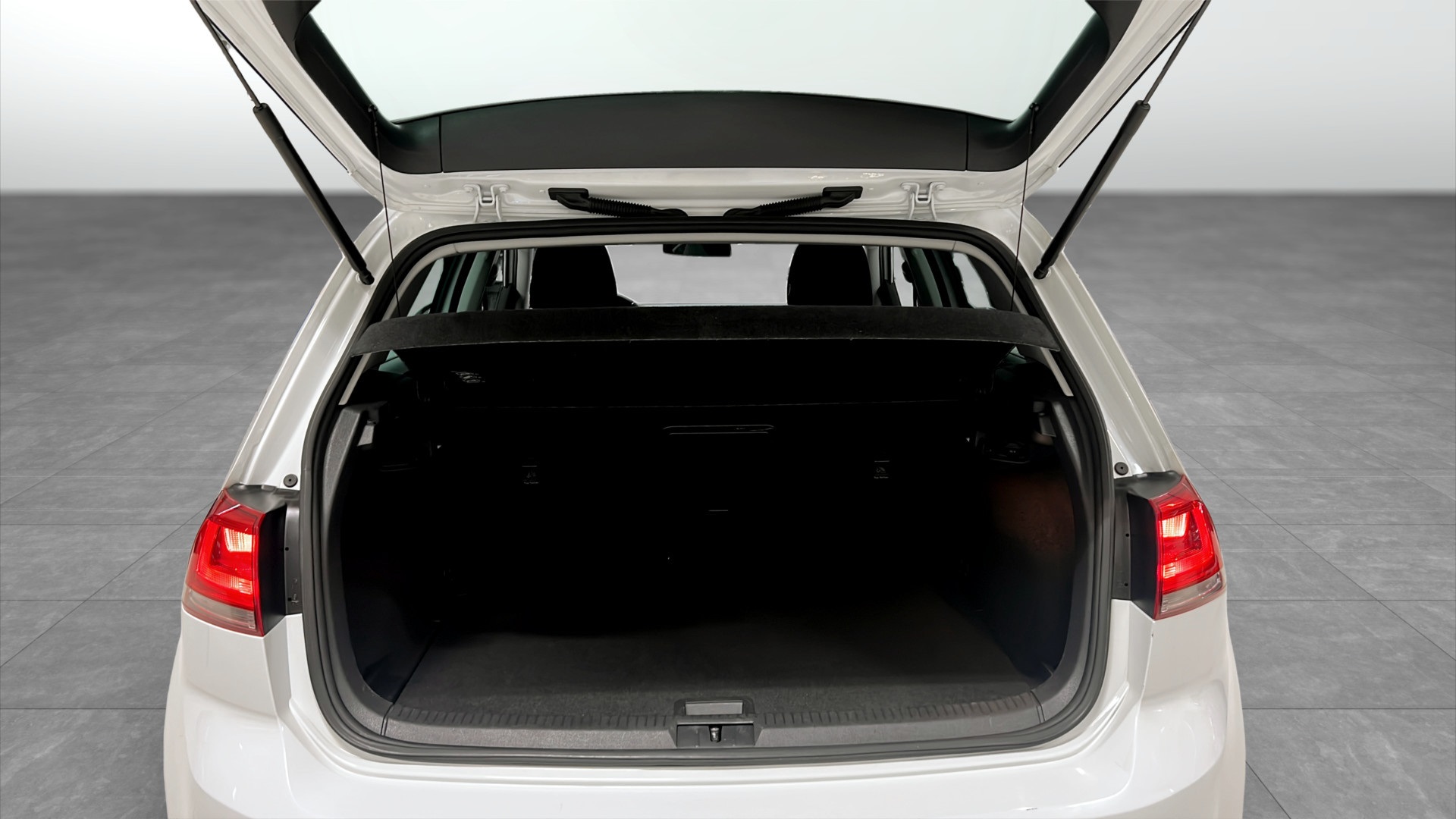 Volkswagen Golf NDL339
