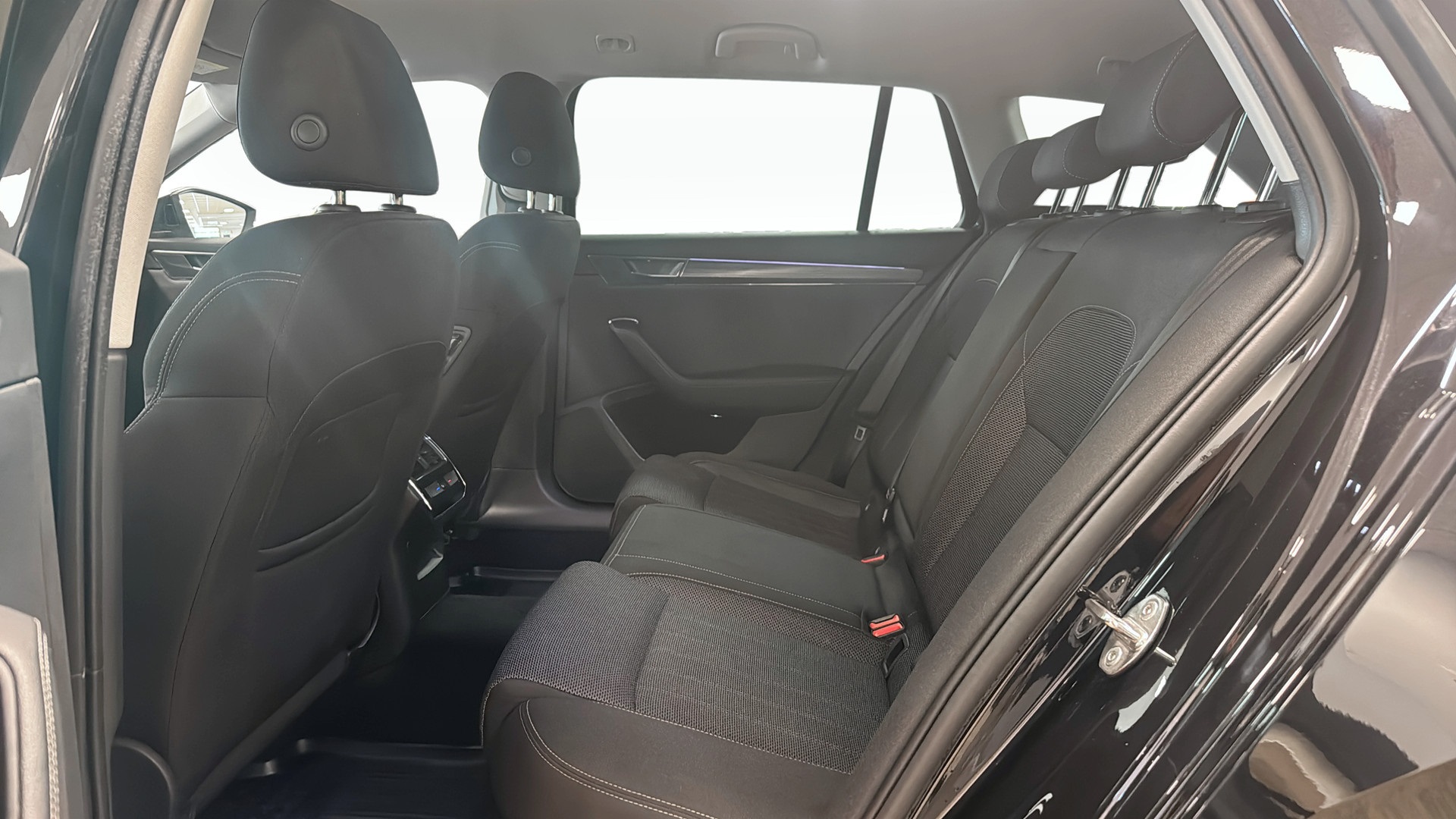 Skoda Superb NDM32X