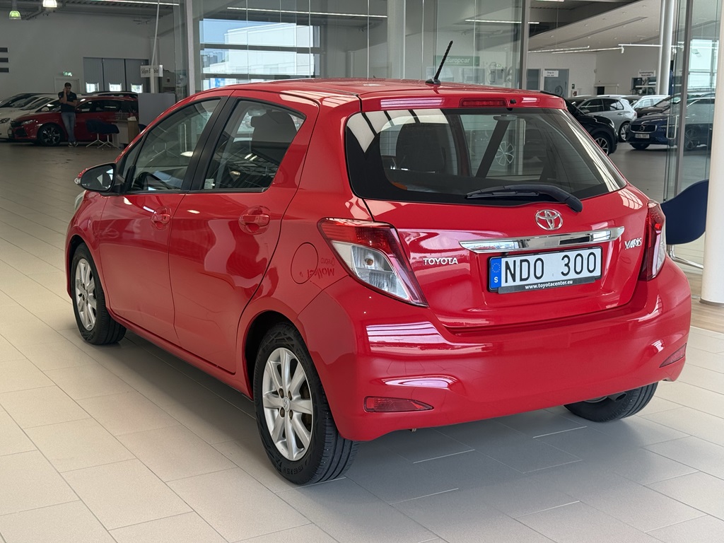Toyota Yaris NDO300