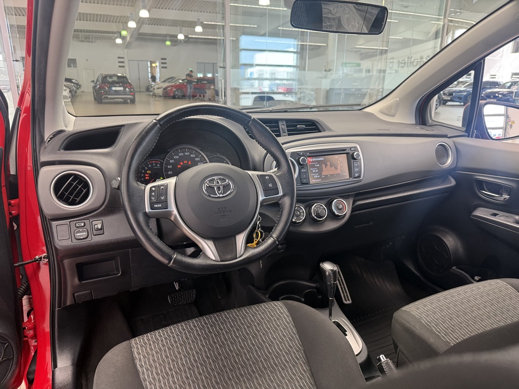 Toyota Yaris NDO300