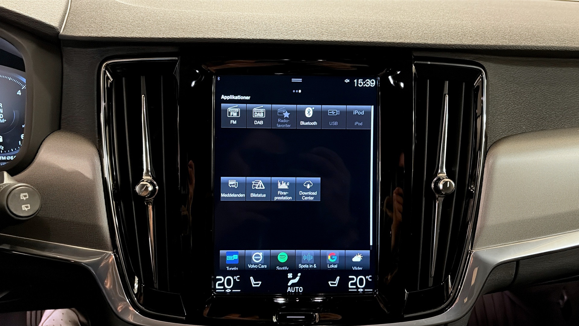 Volvo V90 Cross Country NDX03N