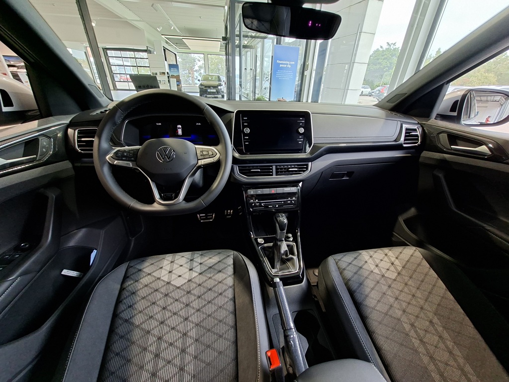 Volkswagen T-Cross NEE61K