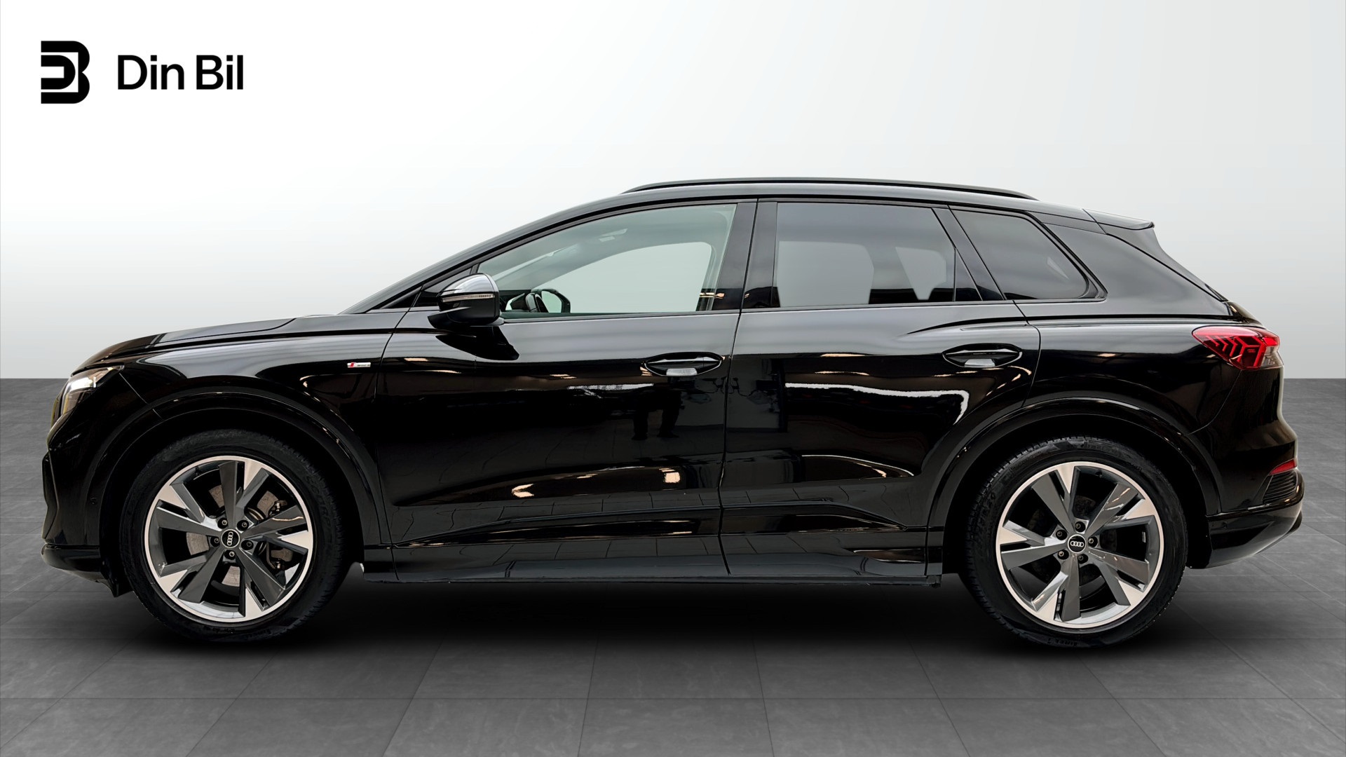 Audi Q4 e-tron NEK32M