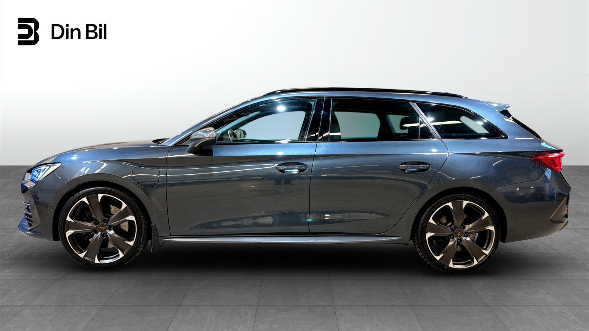 CUPRA Leon Sportstourer NEM33D