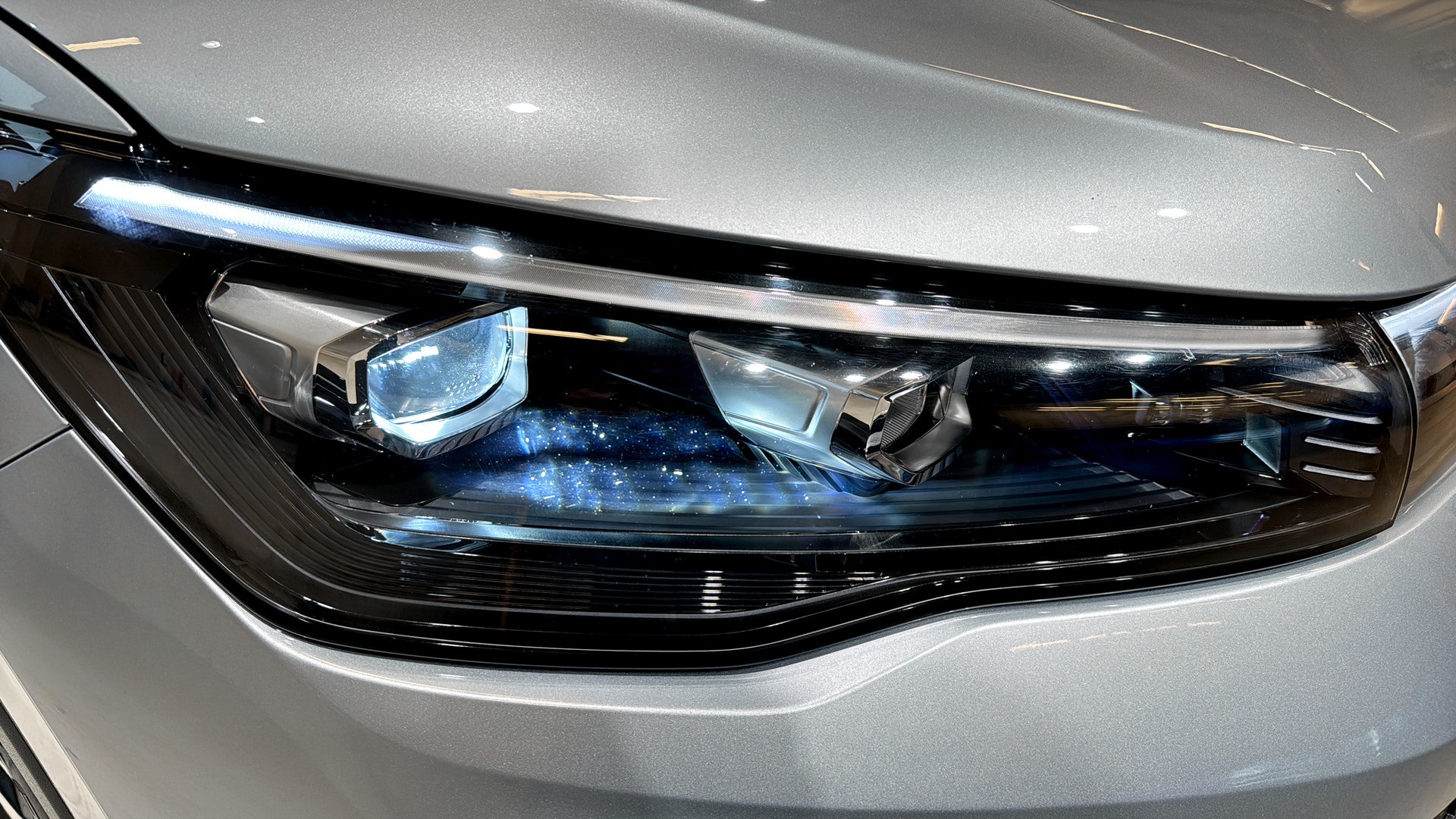 Volkswagen Tiguan NFJ08L