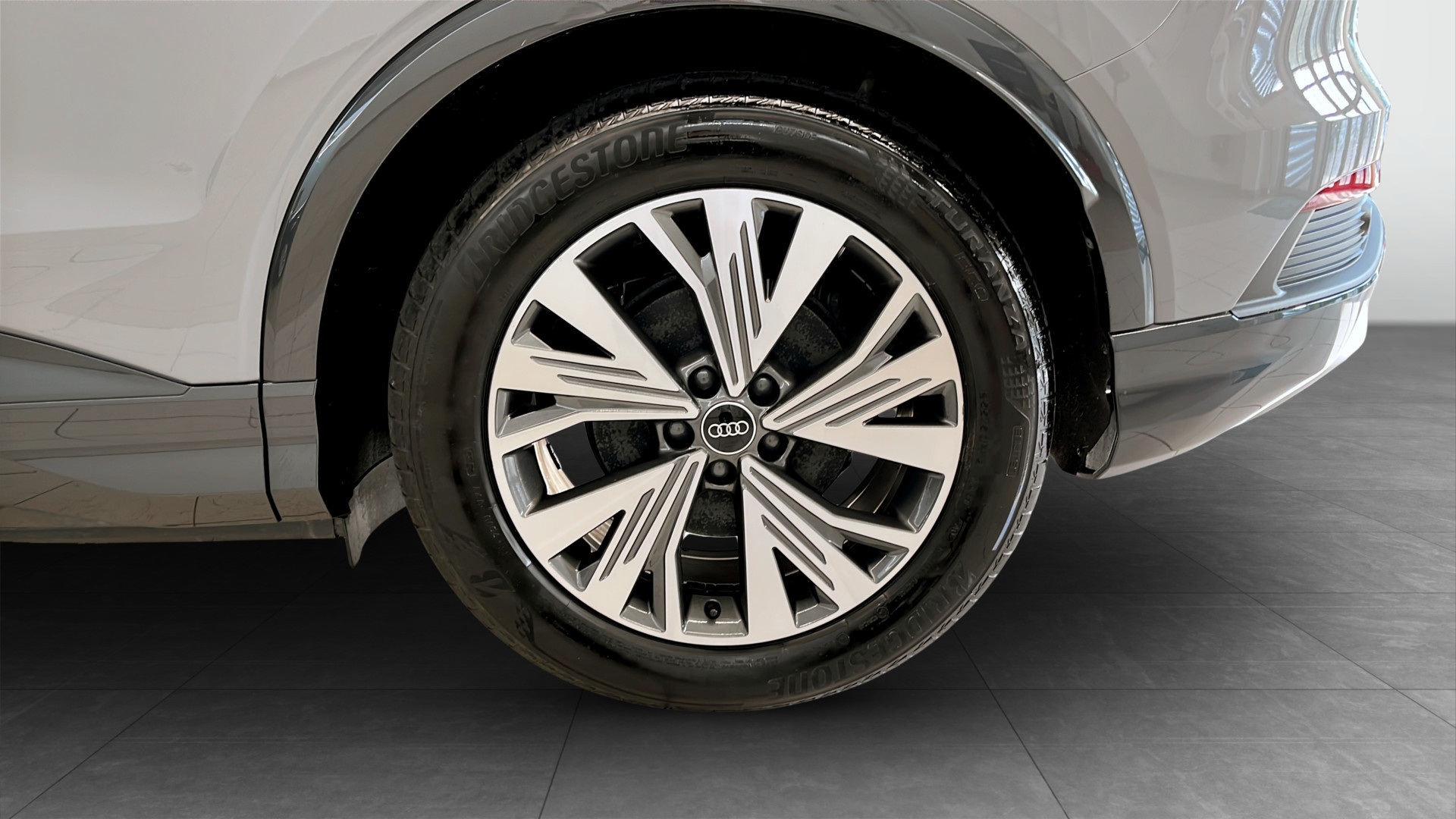 Audi Q4 e-tron NFL96B