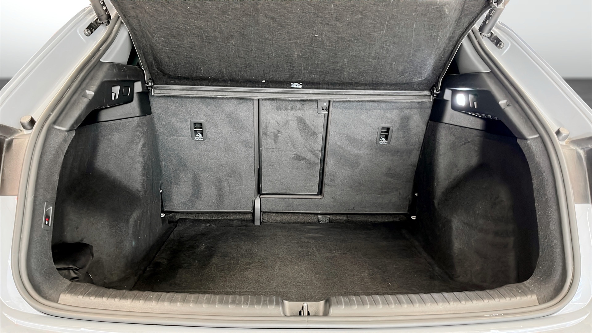 Audi Q4 e-tron NFL96B