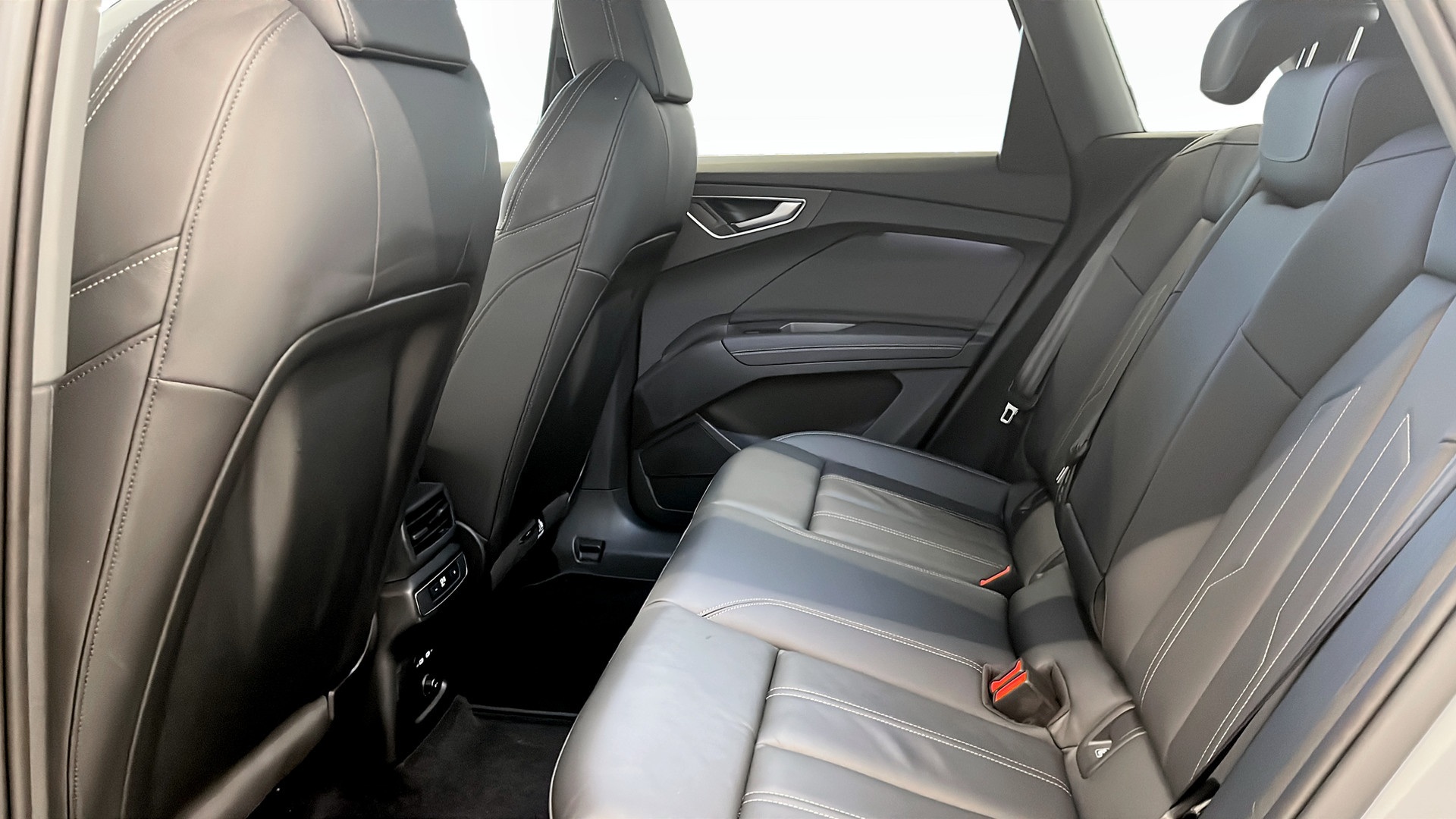 Audi Q4 e-tron NFL96B
