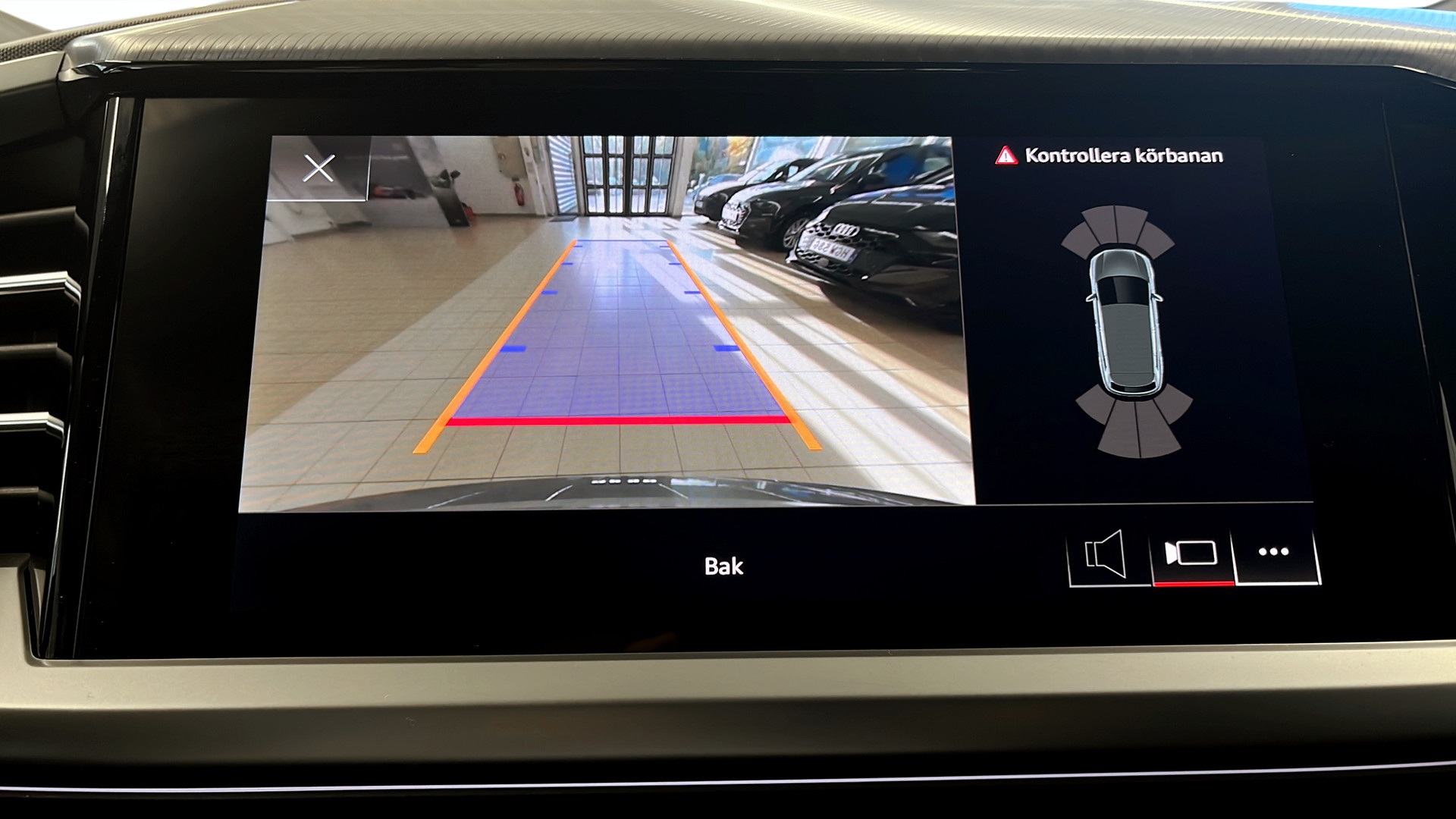 Audi Q4 e-tron NFL96B