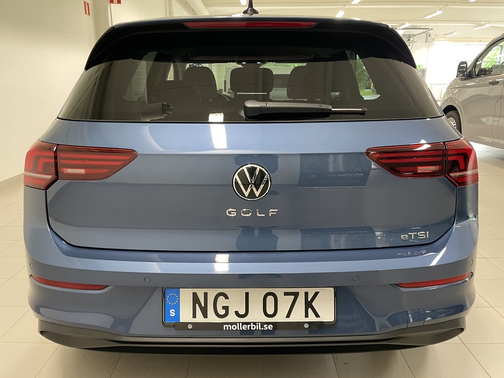 Volkswagen Golf NGJ07K