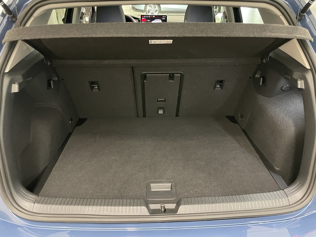 Volkswagen Golf NGJ07K