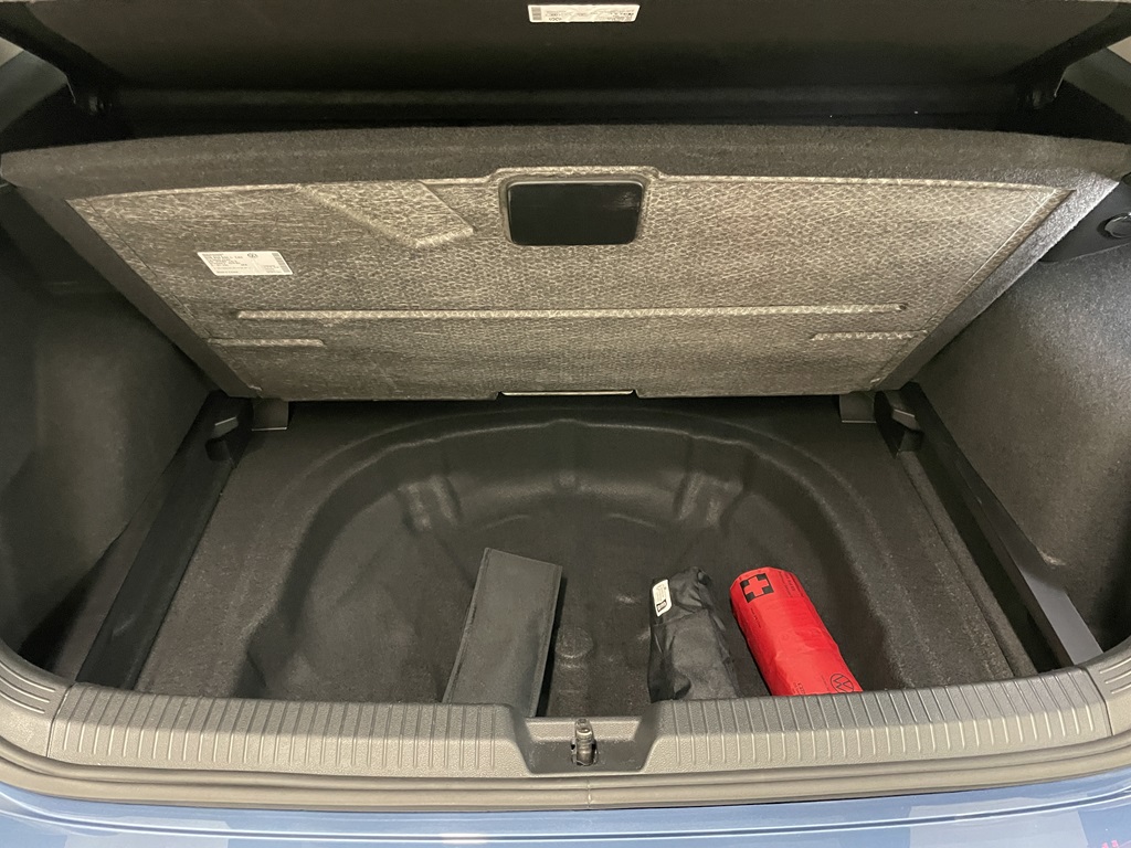 Volkswagen Golf NGJ07K