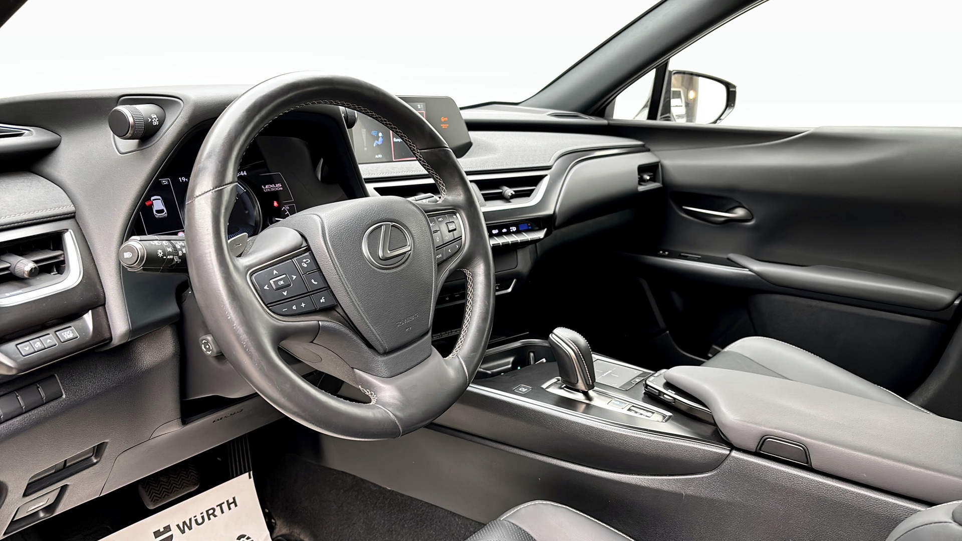 Lexus UX 300e NGN13C