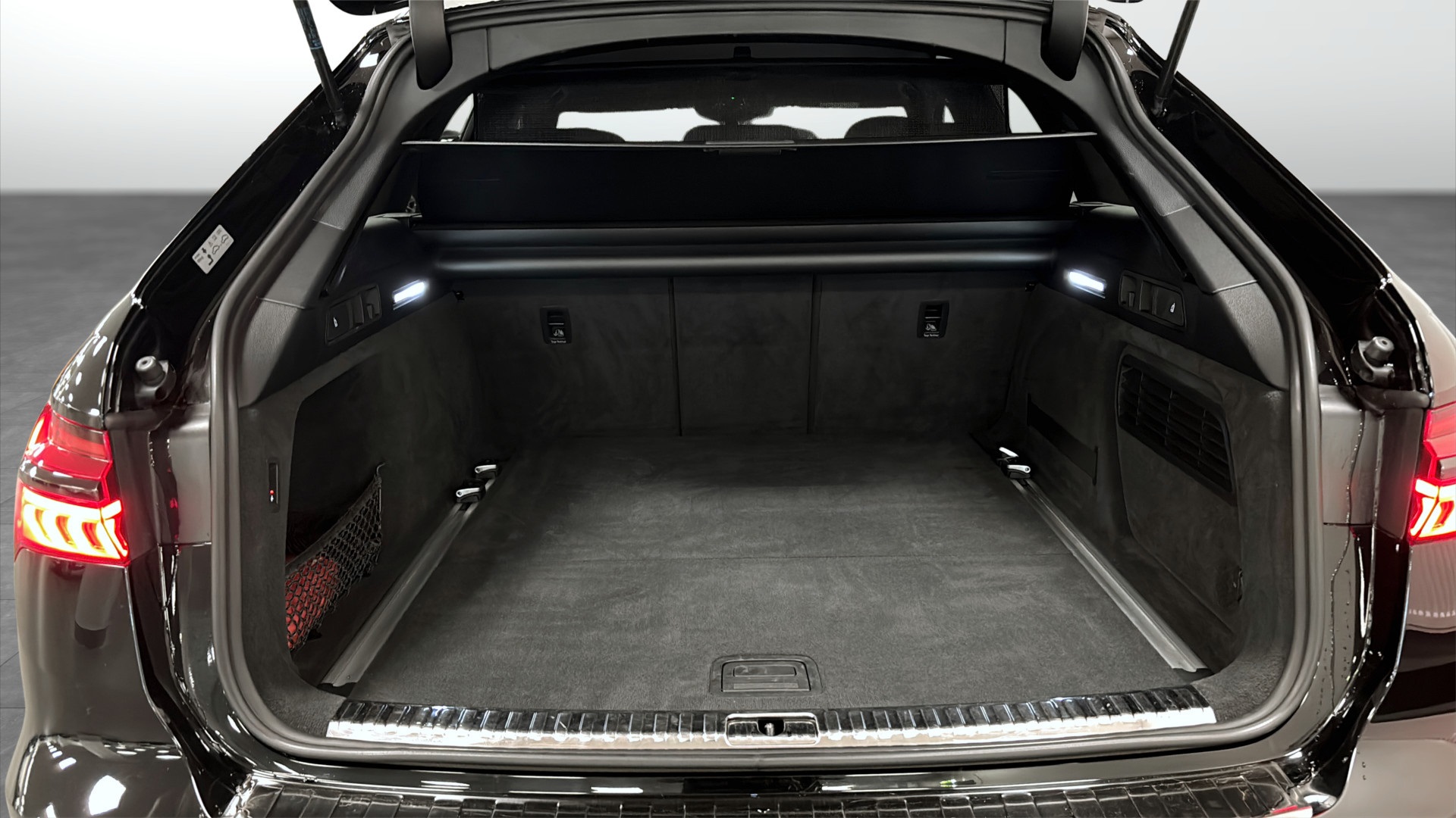 Audi A6 Avant NGN83N