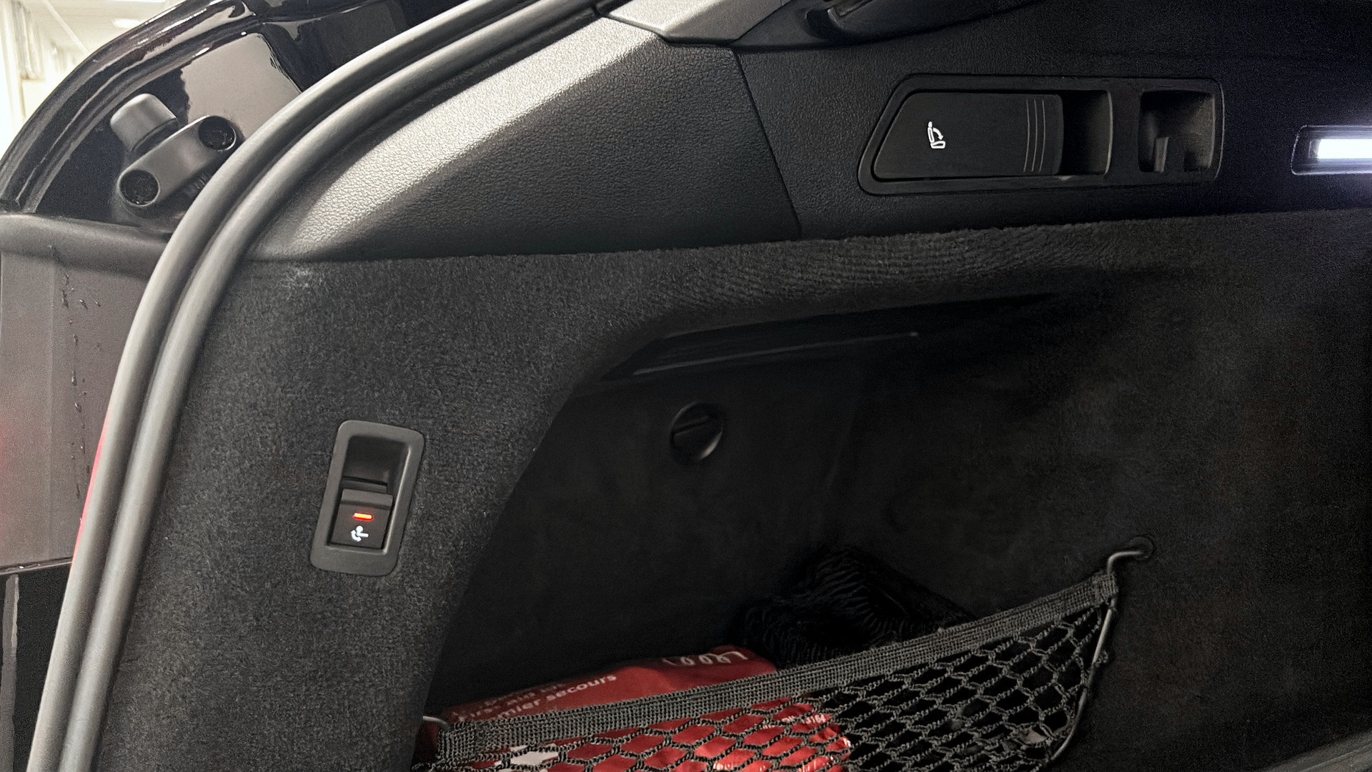 Audi A6 Avant NGN83N