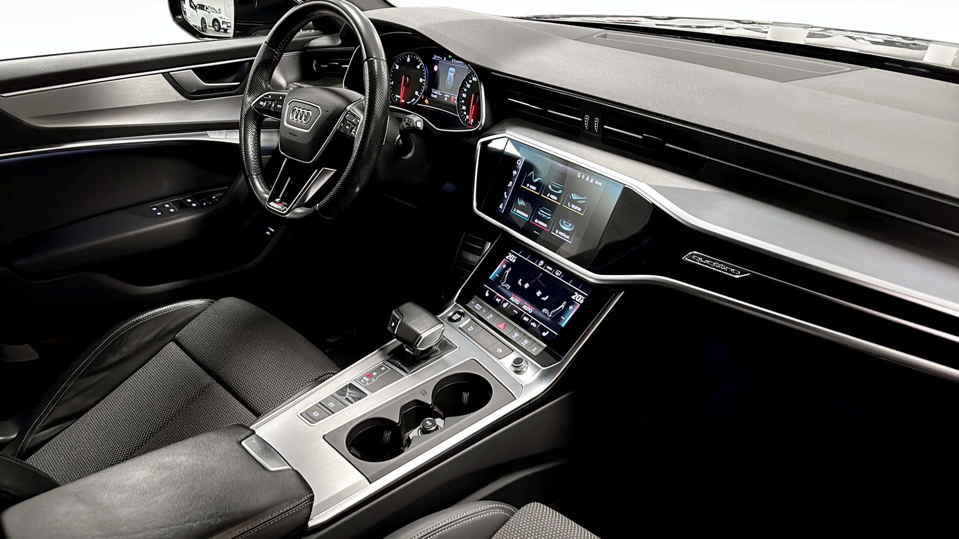 Audi A6 Avant NGN83N