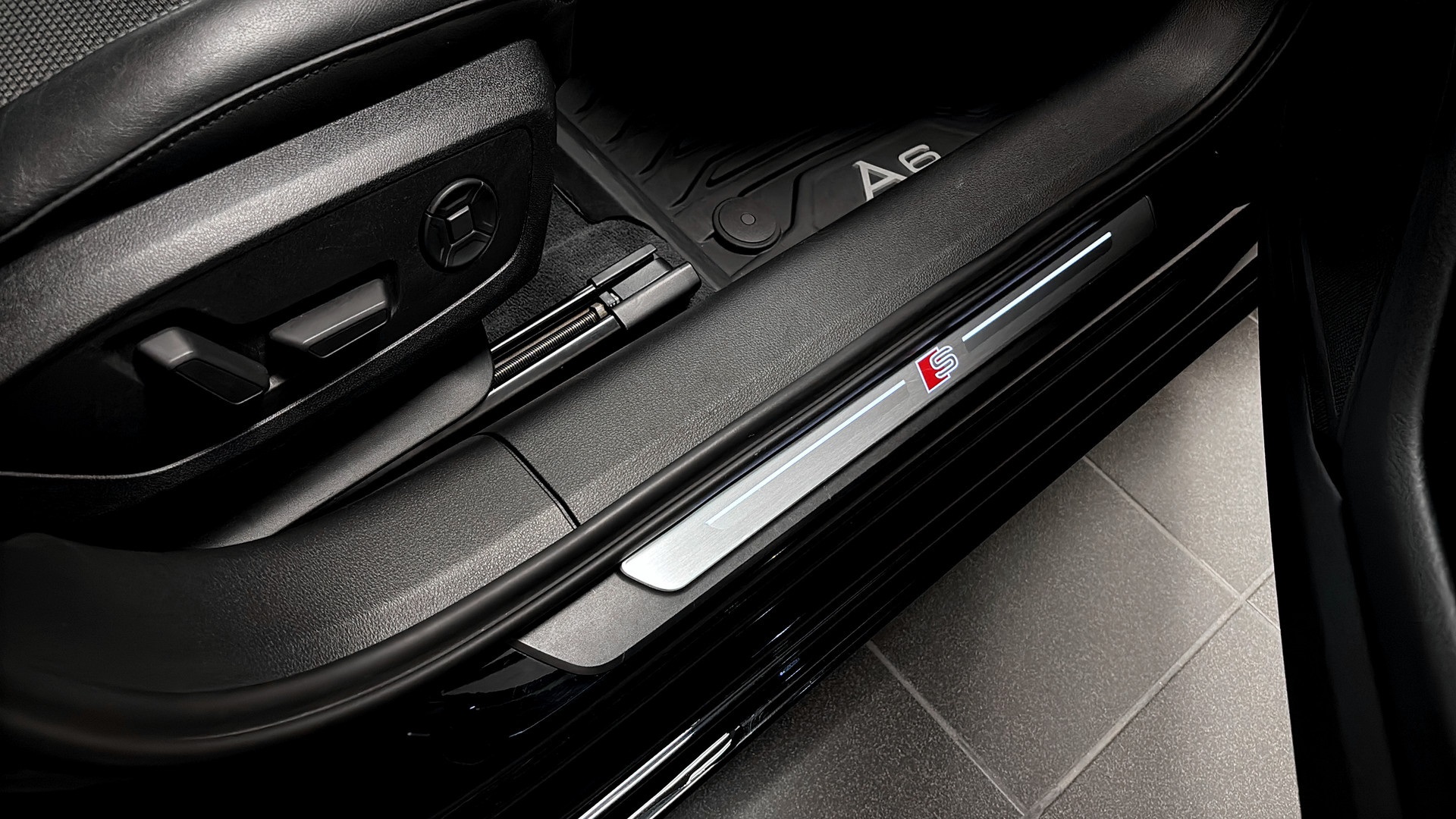 Audi A6 Avant NGN83N