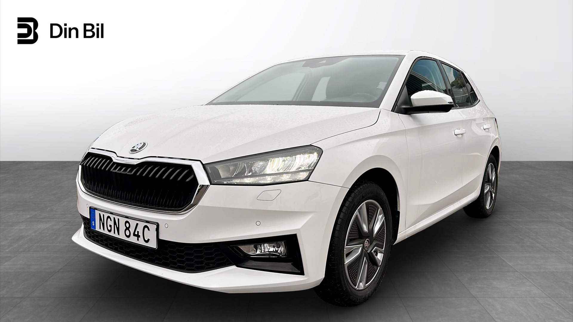 Bild för bil NGN84C