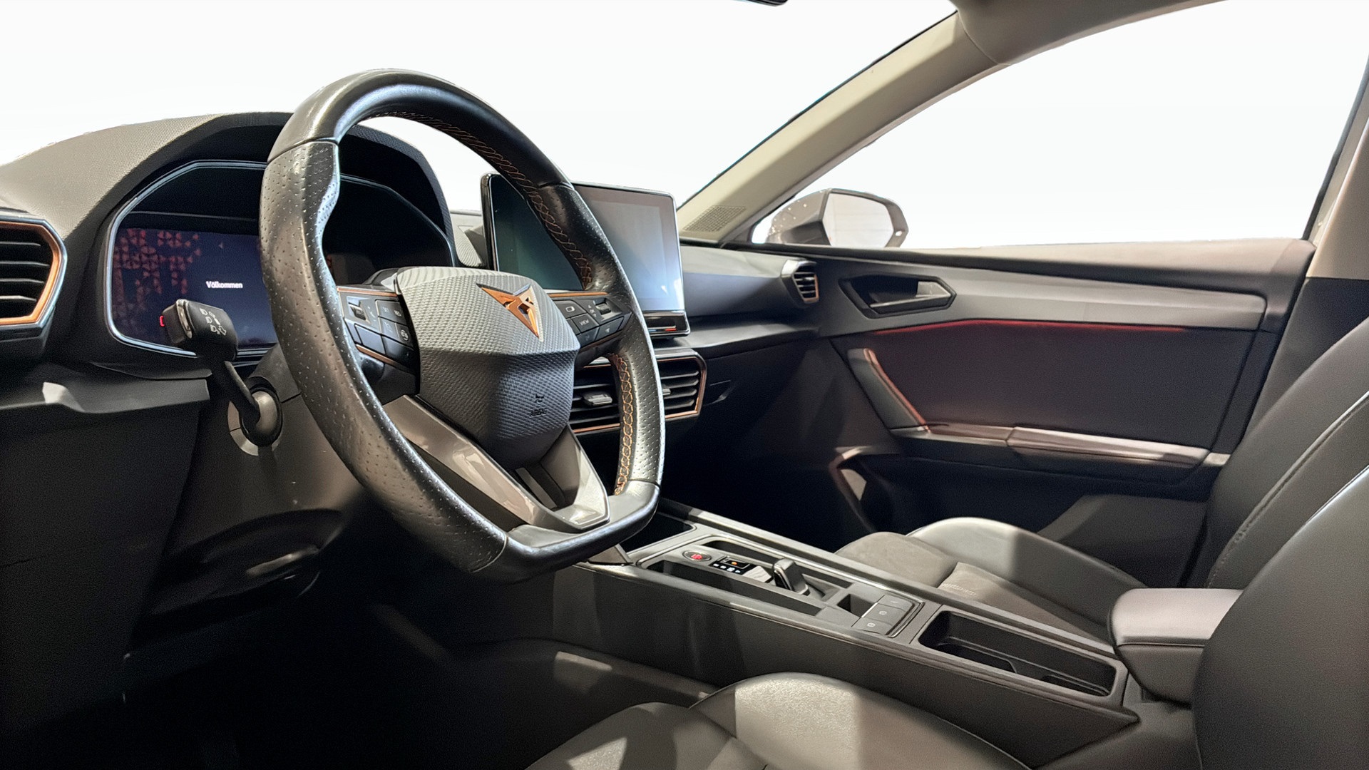 CUPRA Leon NGT32W
