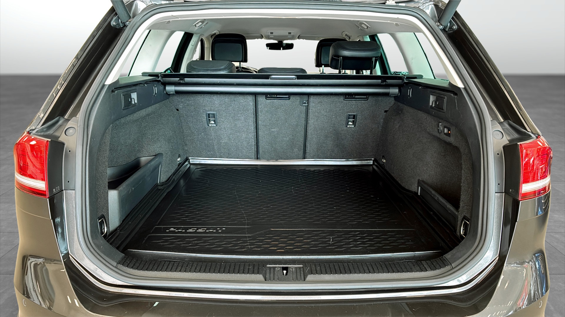Volkswagen Passat NGW280