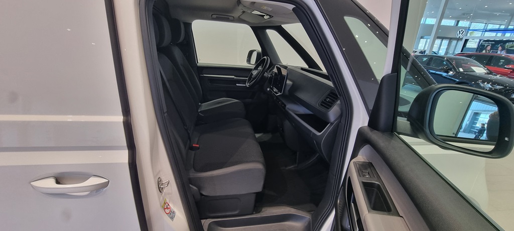 Volkswagen ID. Buzz Cargo NJA93U